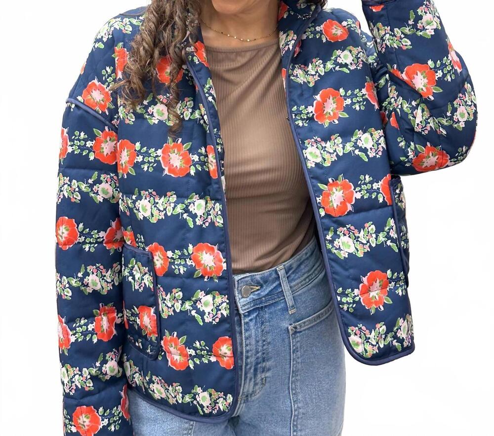 NEW ACCITY quilted jacket in navy & floral